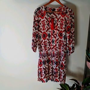 Forever 21 sleeved abstract dress tassel closure